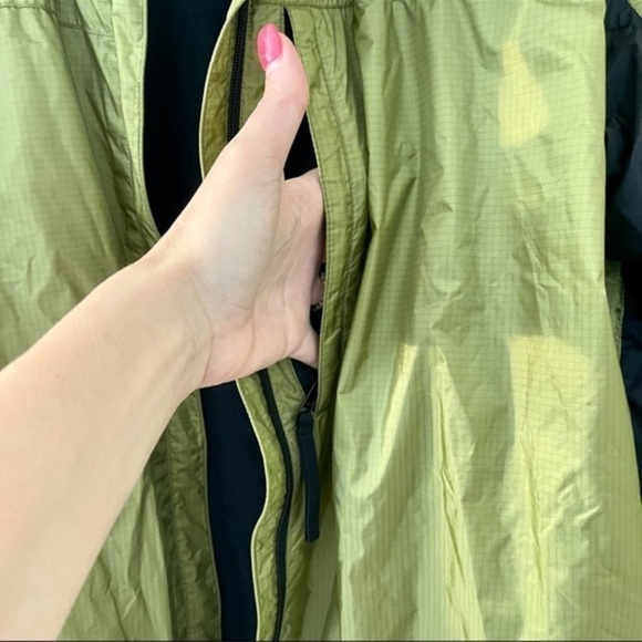 Mountain Hardwear conduit SL nylon zip front jacket womens size 12 - Picture 13 of 15